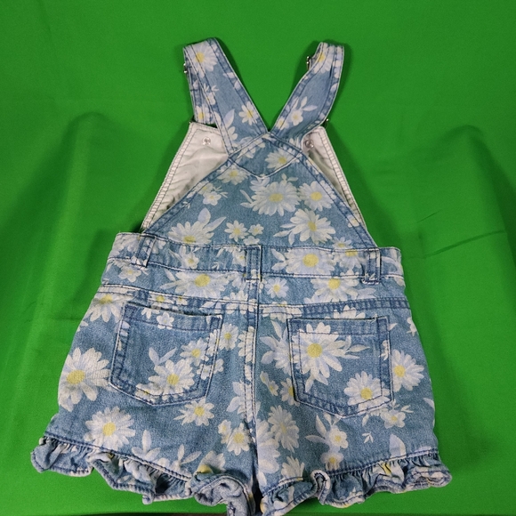 NWOT Floral Denim Overall Shorts for Kids 3T Bundle And SAVE‼️ - Picture 2 of 5